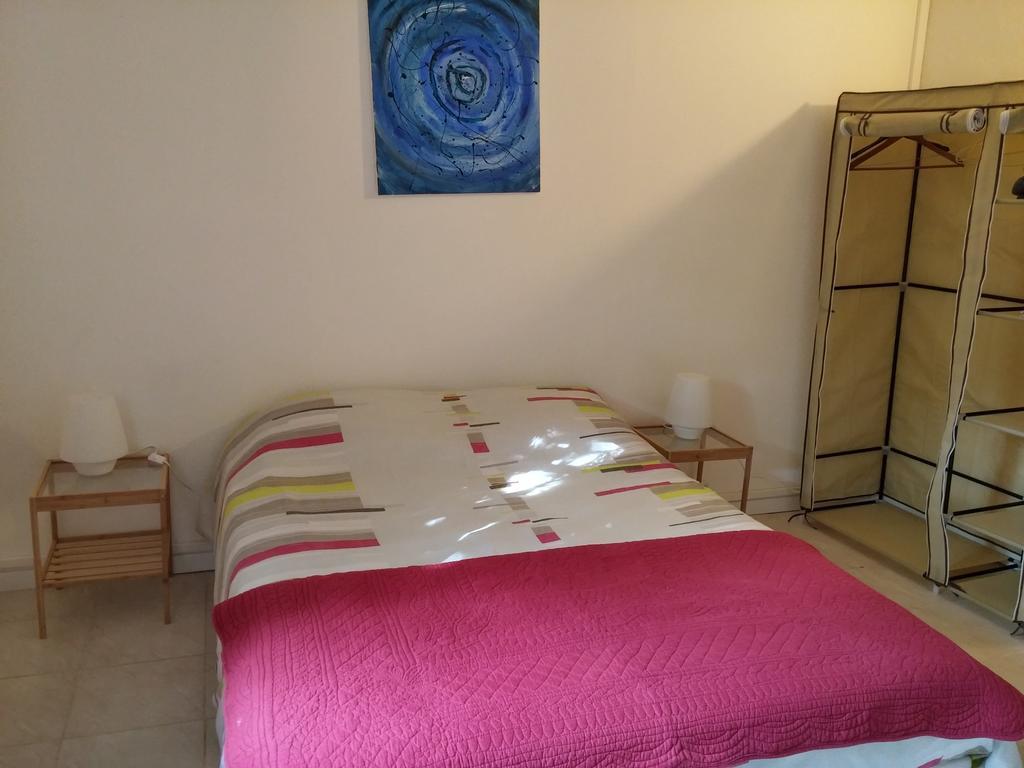 Appartements Cote Pont Vieux-Self Check-In Carcassonne Exterior photo