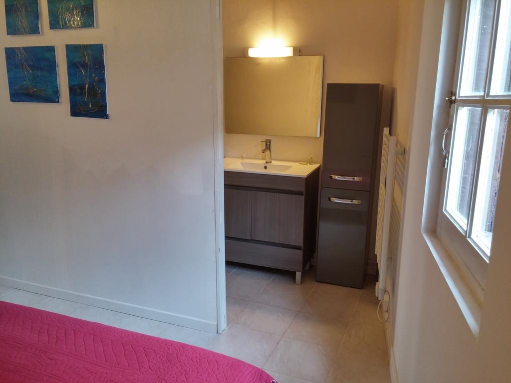 Appartements Cote Pont Vieux-Self Check-In Carcassonne Exterior photo