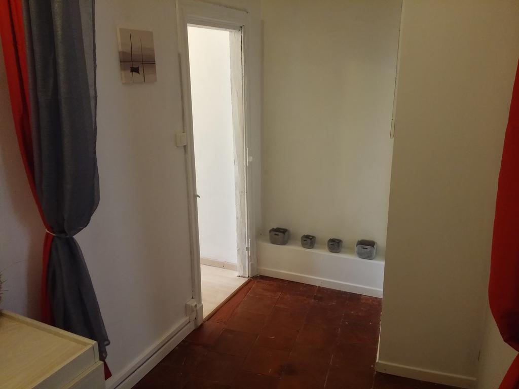 Appartements Cote Pont Vieux-Self Check-In Carcassonne Exterior photo