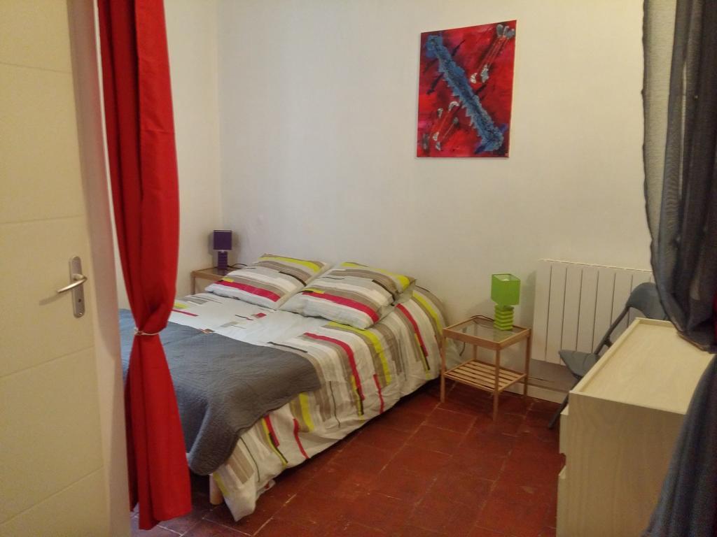 Appartements Cote Pont Vieux-Self Check-In Carcassonne Exterior photo