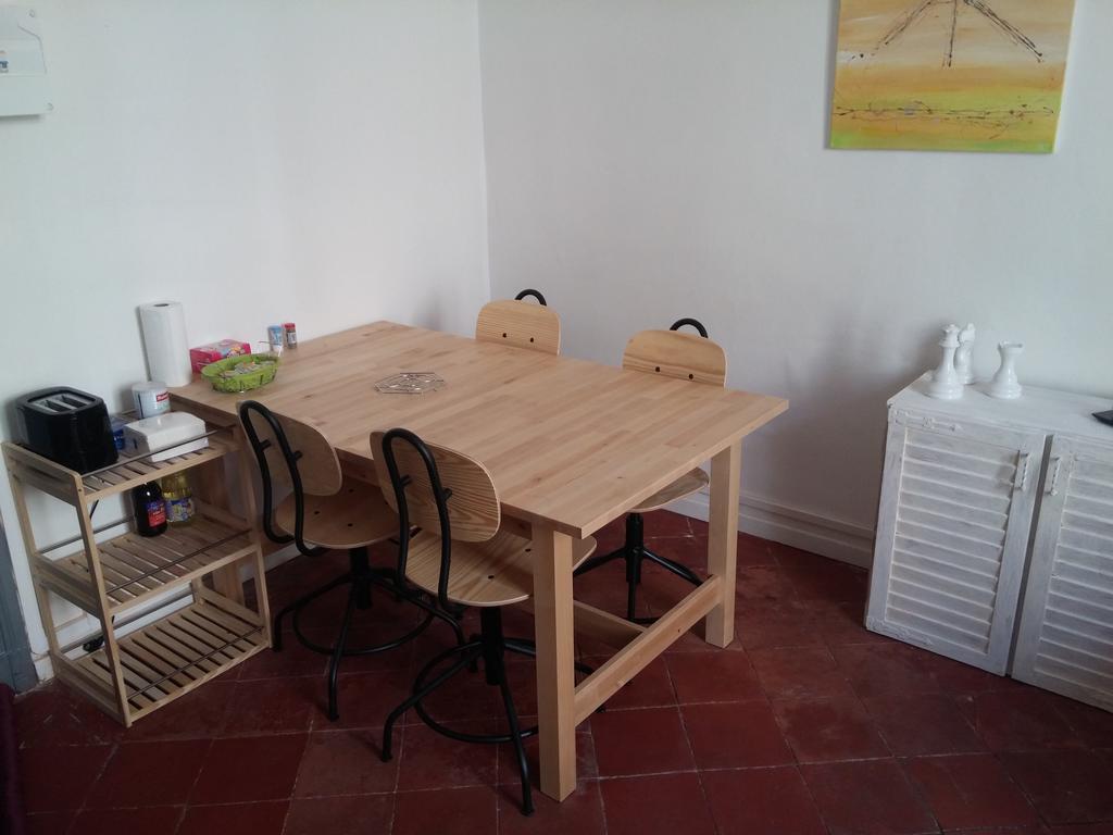 Appartements Cote Pont Vieux-Self Check-In Carcassonne Exterior photo