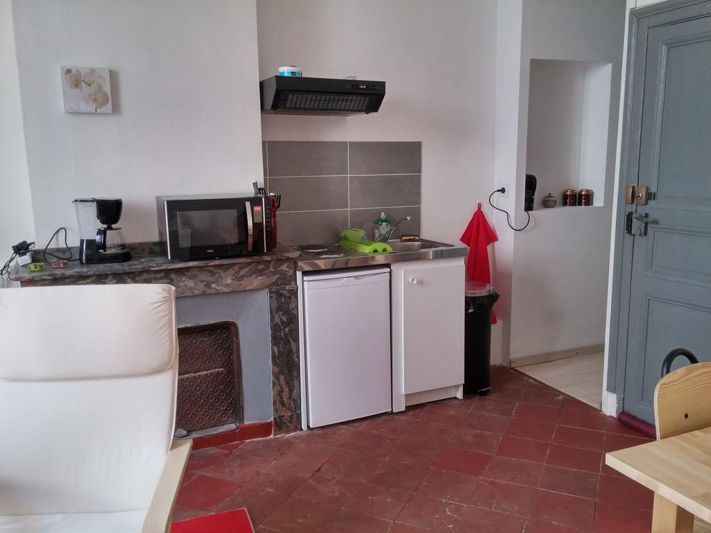 Appartements Cote Pont Vieux-Self Check-In Carcassonne Exterior photo